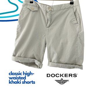 Classic Dockers High-Waisted Shorts in Size 10 with 7" Inseam